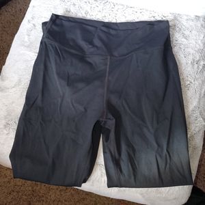 Black brilliant scrunchy what highrise 7/8 24"